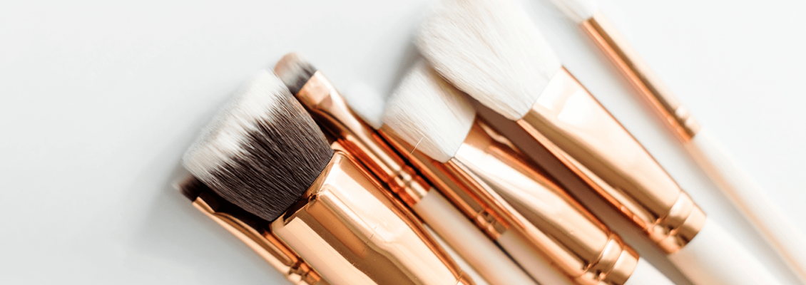 Bagaimana Cara Tepat Membersihkan Brush Makeup?