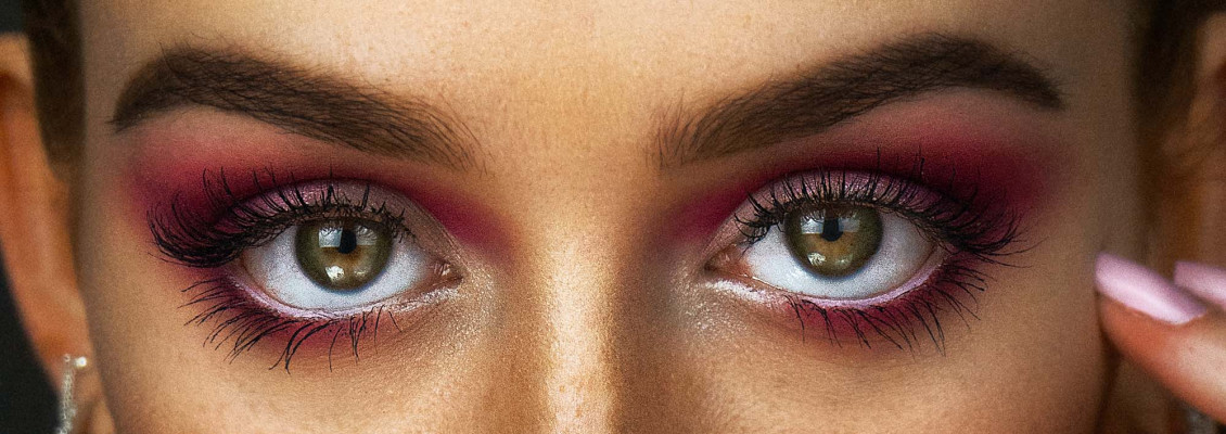 Simak Tips Menggunakan Makeup Mata yang Aman Tanpa Iritasi!