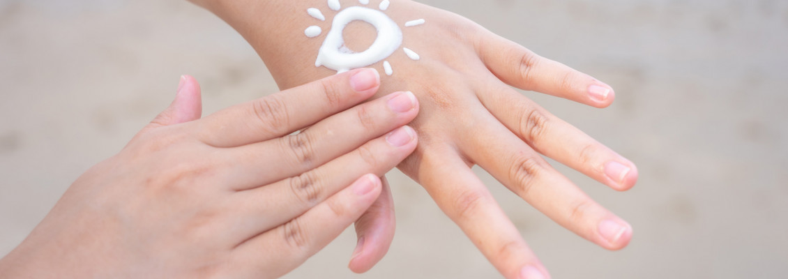 Apa Perbedaan Physical, Chemical, dan Hybrid Sunscreen?